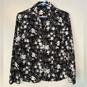 Black and White Floral Button Down Business Casual Blouse